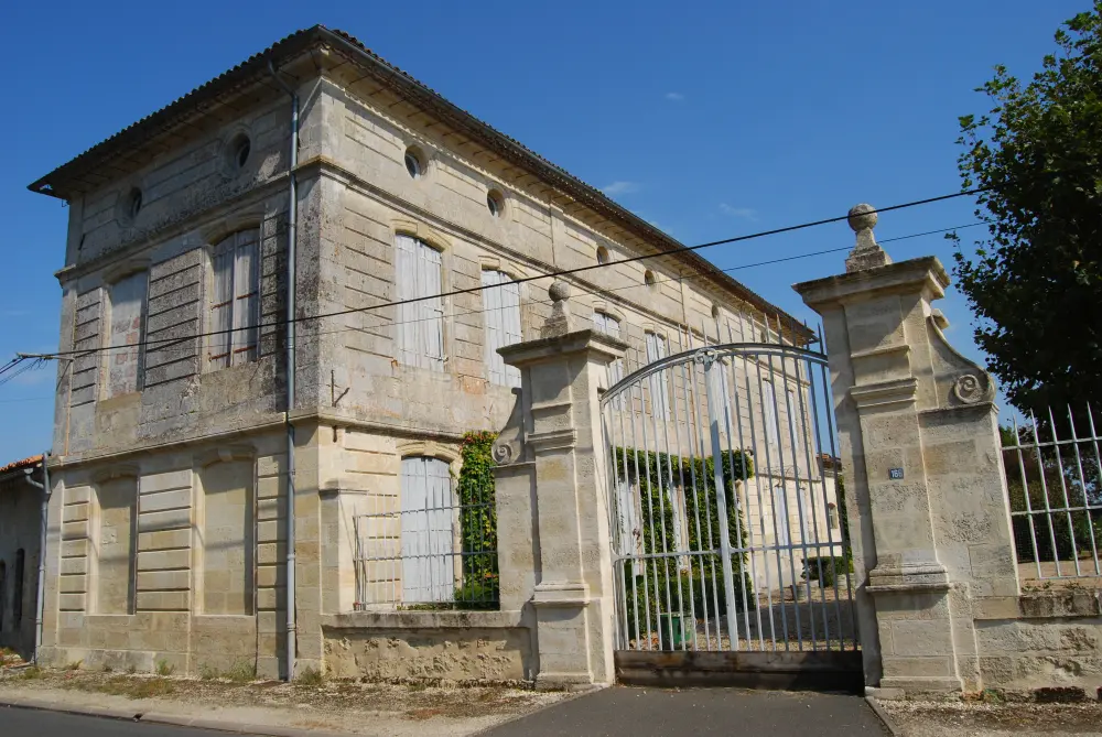 Foto de Edificio llamado Margarance - Sous licence Creative Commons (https://creativecommons.org/licenses/by-sa/4.0/deed.fr) - Par William Ellison - © Creative Commons (https://creativecommons.org/licenses/by-sa/4.0/deed.fr)