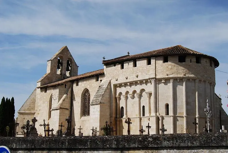 Foto von Saint-Quentin Church - William Ellison - © Creative Commons (https://creativecommons.org/licenses/by-sa/4.0/deed.fr)