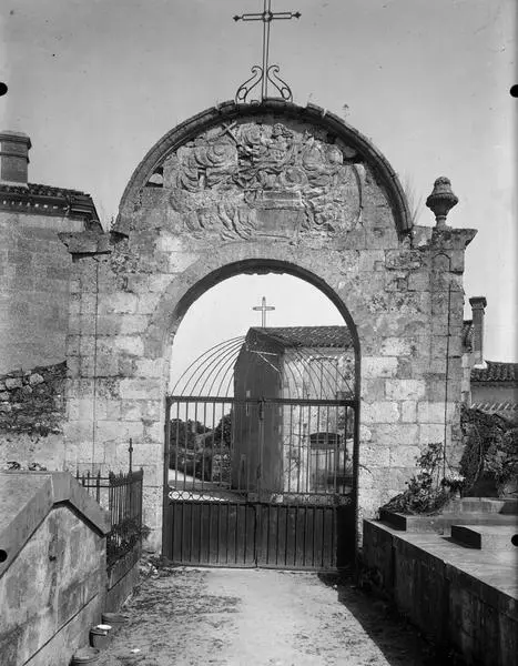 Foto de Cementerio - POP Plateforme Ouverte du Patrimoine / Base Mérimée - © Ministère de la Culture (France), Médiathèque du patrimoine et de la photographie, diffusion RMN-GP