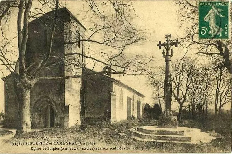 Foto von Friedhofskreuz - Henry Guillier (1847–1912) DescriptionFrench photo - © Creative Commons (https://creativecommons.org/licenses/by-sa/4.0/deed.fr)