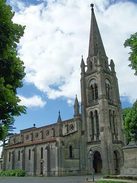 Foto de Iglesia de Sainte-Croix - Henry SALOMÉ - © Creative Commons (https://creativecommons.org/licenses/by-sa/4.0/deed.fr)