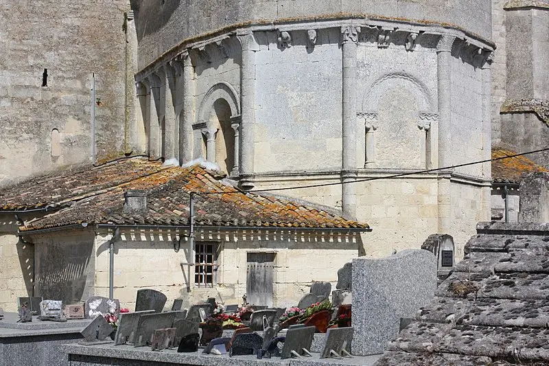 Foto von Saint-Pierre Kirche - Antoine Garnier - © Creative Commons (https://creativecommons.org/licenses/by-sa/4.0/deed.fr)