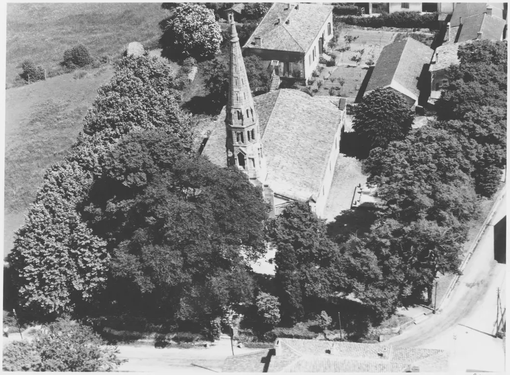 Foto de Iglesia Saint-Pierre-ès-Liens - POP Plateforme Ouverte du Patrimoine / Base Mérimée - © Ministère de la Culture (France), Médiathèque du patrimoine et de la photographie, diffusion RMN-GP