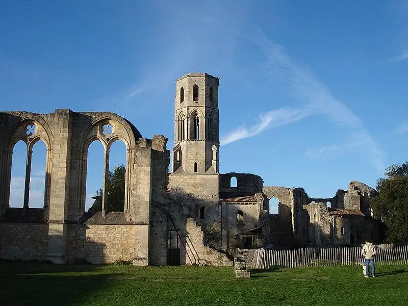 Foto de Ex Abadía de Sauve-Majeure - Auteur inconnu - © Creative Commons (https://creativecommons.org/licenses/by-sa/4.0/deed.fr)