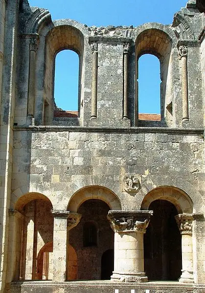 Foto de Ex Abadía de Sauve-Majeure - MOSSOT - © Creative Commons (https://creativecommons.org/licenses/by-sa/4.0/deed.fr)