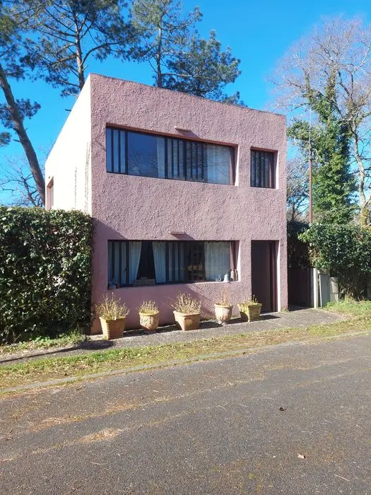 Foto von Le Corbusier Unterteilung Haus - POP Plateforme Ouverte du Patrimoine / Base Mérimée - © Ministère de la Culture (France), Direction Régionale des Affaires Culturelles de Nouvelle-Aquitaine – Tous droits réservés 