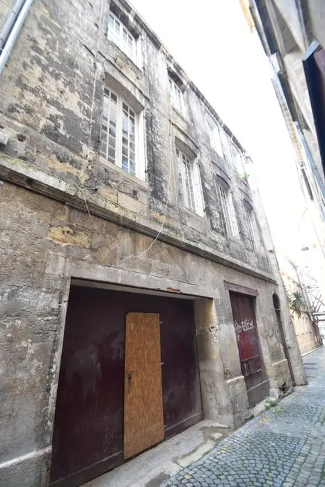 Foto de Casa vieja en Montaigne - POP Plateforme Ouverte du Patrimoine / Base Mérimée - © Ministère de la Culture (France), Médiathèque du patrimoine et de la photographie, diffusion GrandPalaisRmn Photo