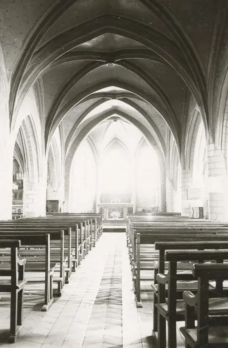 Foto di Chiesa di Saint-Hilaire - POP Plateforme Ouverte du Patrimoine / Base Mérimée - © Ministère de la Culture (France), Médiathèque du patrimoine et de la photographie, tous droits réservés