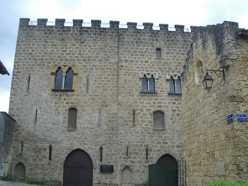 Foto de Ex casa románica - Inthenite - © Creative Commons (https://creativecommons.org/licenses/by-sa/4.0/deed.fr)