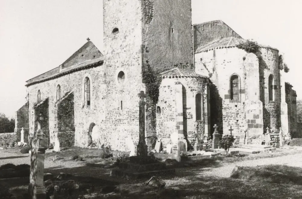 Foto von Saint-Pierre Kirche - POP Plateforme Ouverte du Patrimoine / Base Mérimée - © Ministère de la Culture (France), Médiathèque du patrimoine et de la photographie, tous droits réservés