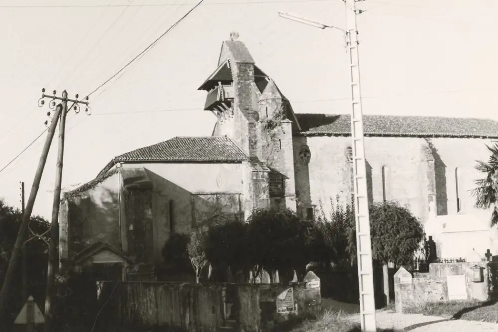 Foto von Saint-Martin Church - POP Plateforme Ouverte du Patrimoine / Base Mérimée - © Ministère de la Culture (France), Médiathèque du patrimoine et de la photographie, tous droits réservés