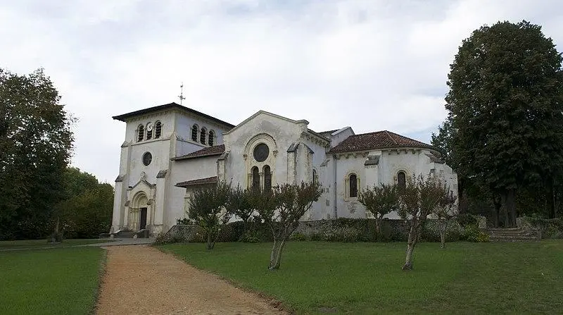 Foto von Kirche - Ad Vitam - © Creative Commons (https://creativecommons.org/licenses/by-sa/4.0/deed.fr)