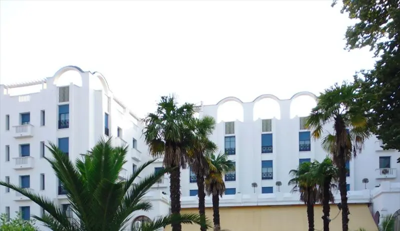 Foto de Hotel Splendid, actualmente Grand Hotel Mercure Splendid - Juliofsanguino - © Creative Commons (https://creativecommons.org/licenses/by-sa/4.0/deed.fr)