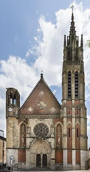Photo de Eglise Saint-Hilaire (ancienne chapelle des Cordeliers) - Didier Descouens - © Creative Commons (https://creativecommons.org/licenses/by-sa/4.0/deed.fr)