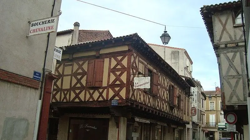 Foto von Haus, das als alte Viguerie bekannt ist - Marie Boyer - © Creative Commons (https://creativecommons.org/licenses/by-sa/4.0/deed.fr)