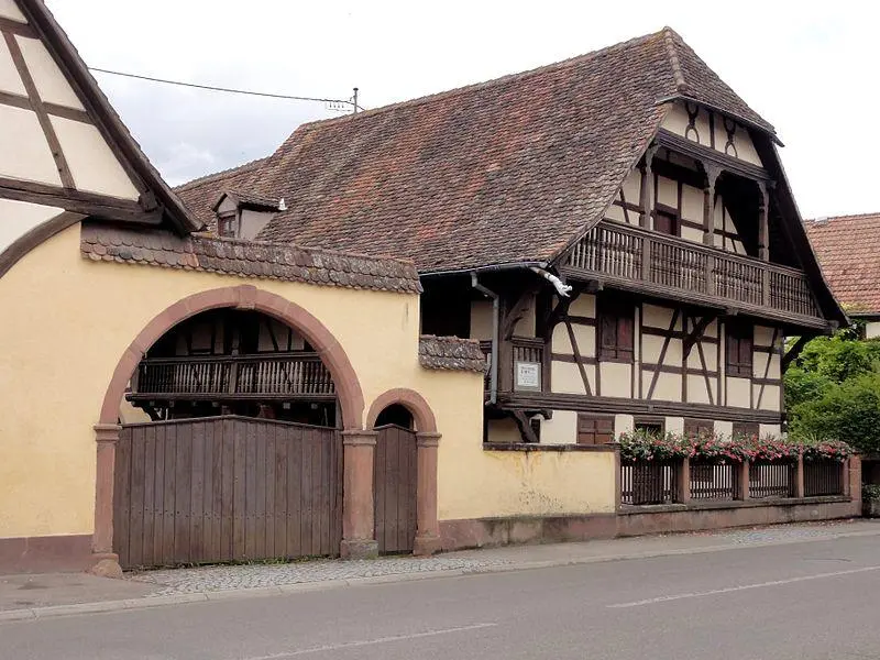 Foto von Boegler -Gebäude - © Ralph Hammann - Wikimedia Commons - © Creative Commons (https://creativecommons.org/licenses/by-sa/4.0/deed.fr)