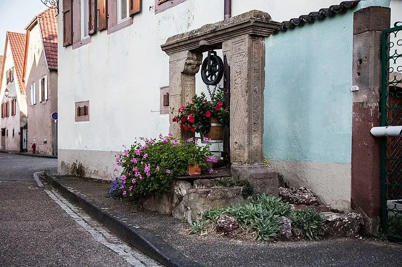 Picture of Well - Antoine-Wagner - © Creative Commons (https://creativecommons.org/licenses/by-sa/4.0/deed.fr)