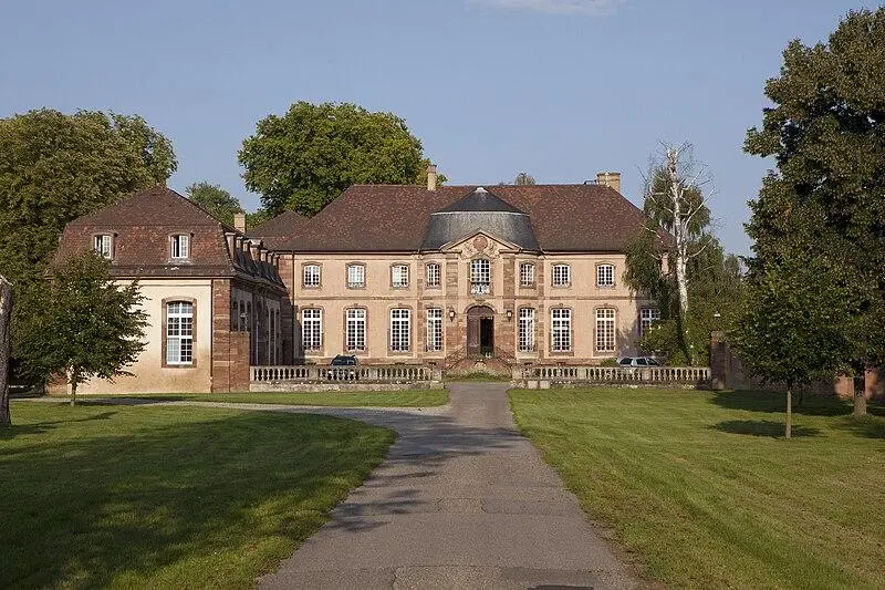 Foto von Domaine vom Court of England oder im Garten Englands - Nicolas Target - © Creative Commons (https://creativecommons.org/licenses/by-sa/4.0/deed.fr)