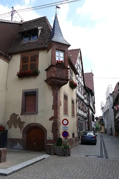 Foto von Heim - © Ralph Hammann - Wikimedia Commons - © Creative Commons (https://creativecommons.org/licenses/by-sa/4.0/deed.fr)