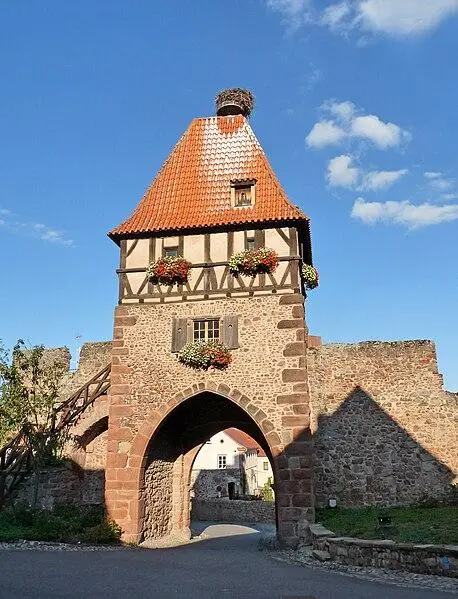 Foto von Burg bleibt - Ji-Elle - © Creative Commons (https://creativecommons.org/licenses/by-sa/4.0/deed.fr)