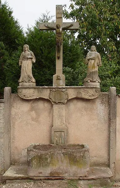 Foto von Kreuz von 1739 - Pierre Hanser - © Creative Commons (https://creativecommons.org/licenses/by-sa/4.0/deed.fr)