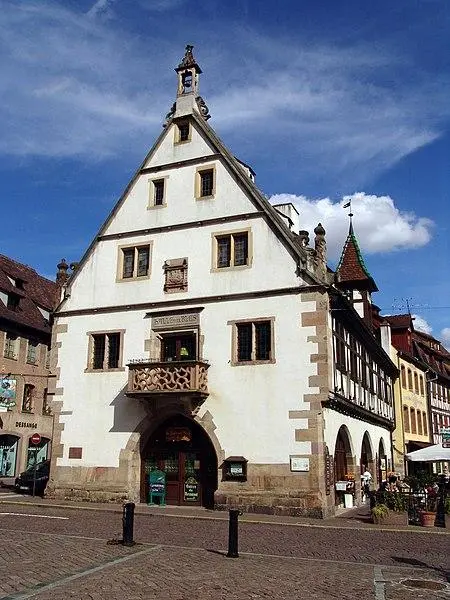 Foto von Halle mit Weizen (alte Metzger) - Tilman2007 - © Creative Commons (https://creativecommons.org/licenses/by-sa/4.0/deed.fr)