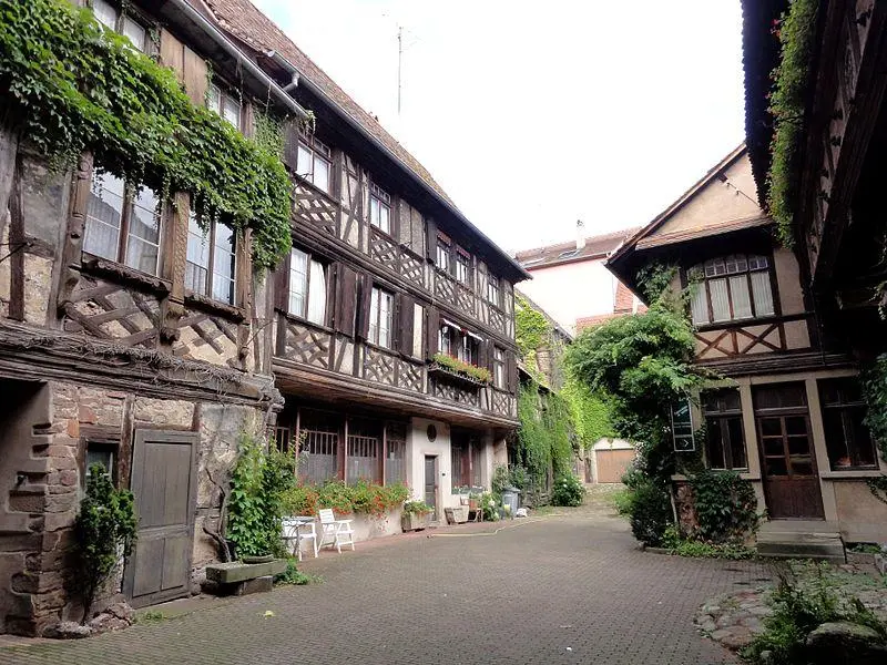 Foto von Heim - © Ralph Hammann - Wikimedia Commons - © Creative Commons (https://creativecommons.org/licenses/by-sa/4.0/deed.fr)