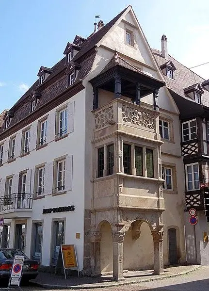 Foto von Gebäude - © Ralph Hammann - Wikimedia Commons - © Creative Commons (https://creativecommons.org/licenses/by-sa/4.0/deed.fr)