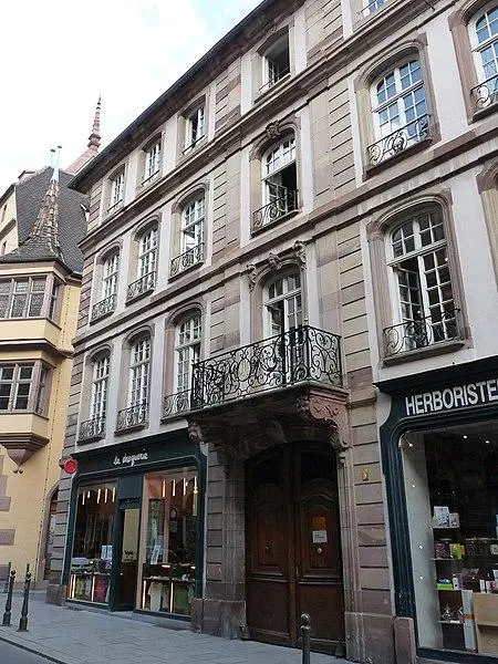 Foto von Altes Hotel - Ji-Elle - © Creative Commons (https://creativecommons.org/licenses/by-sa/4.0/deed.fr)