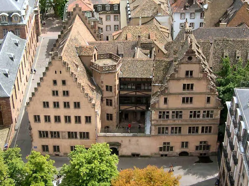 Foto von Altes Haus der Arbeit nicht. - JMRW (d ·contributions) - © Creative Commons (https://creativecommons.org/licenses/by-sa/4.0/deed.fr)