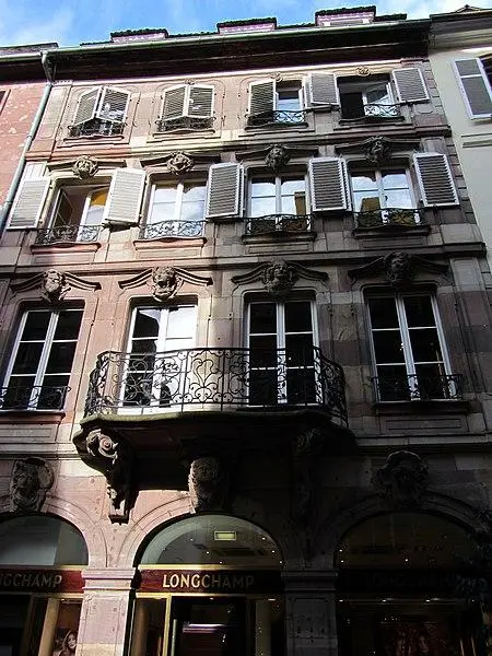 Foto von Sarius Haus - Schlosser Saunal - © Creative Commons (https://creativecommons.org/licenses/by-sa/4.0/deed.fr)
