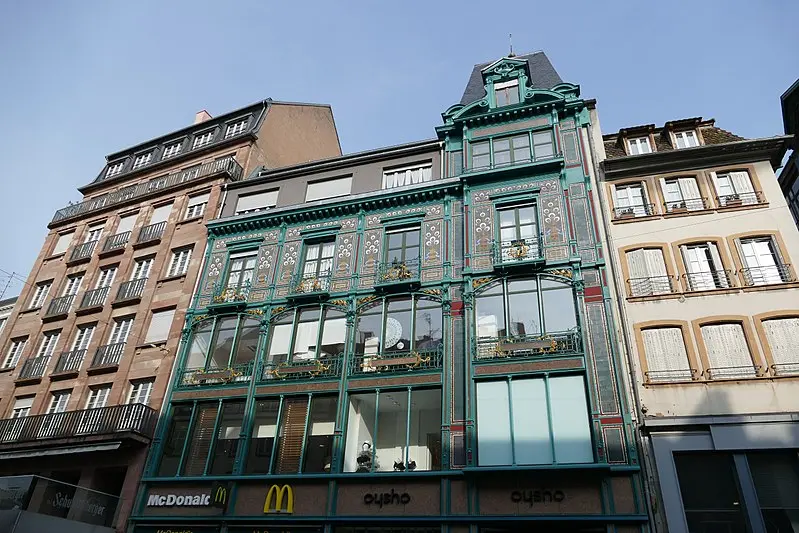 Foto de Edificio - © Ralph Hammann - Wikimedia Commons - © Creative Commons (https://creativecommons.org/licenses/by-sa/4.0/deed.fr)