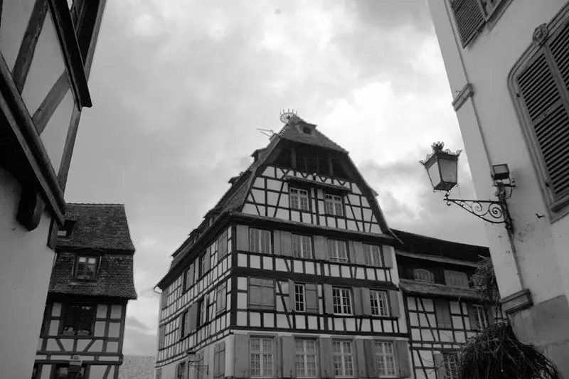 Foto de Edificio - Rama - © Creative Commons (https://creativecommons.org/licenses/by-sa/4.0/deed.fr)