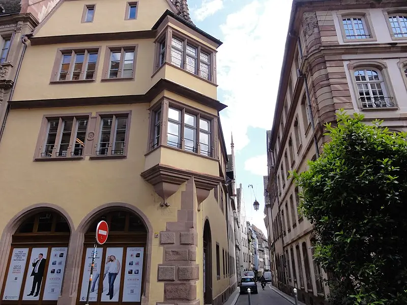 Foto von Heim - © Ralph Hammann - Wikimedia Commons - © Creative Commons (https://creativecommons.org/licenses/by-sa/4.0/deed.fr)