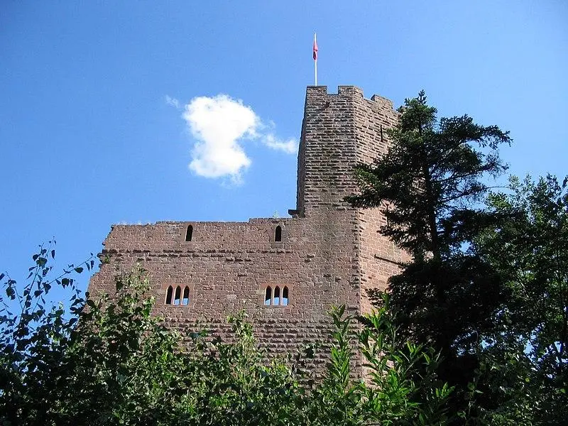 Foto von Ruinen der Wangenburg -Burg - Denis Helfer - © Creative Commons (https://creativecommons.org/licenses/by-sa/4.0/deed.fr)