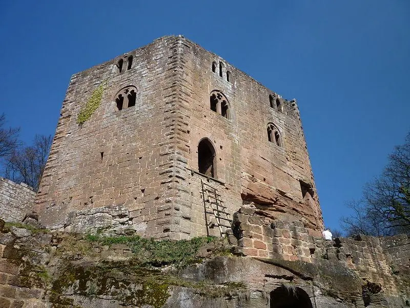 Foto von Ruinen der neuen Windstein -Burg - Peter 111 - © Creative Commons (https://creativecommons.org/licenses/by-sa/4.0/deed.fr)