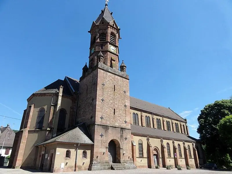 Foto von Saint-Jean-Baptiste katholische Kirche - © Ralph Hammann - Wikimedia Commons - © Creative Commons (https://creativecommons.org/licenses/by-sa/4.0/deed.fr)