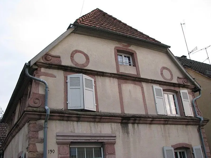 Foto von Wohnhaus - Katzy - © Creative Commons (https://creativecommons.org/licenses/by-sa/4.0/deed.fr)
