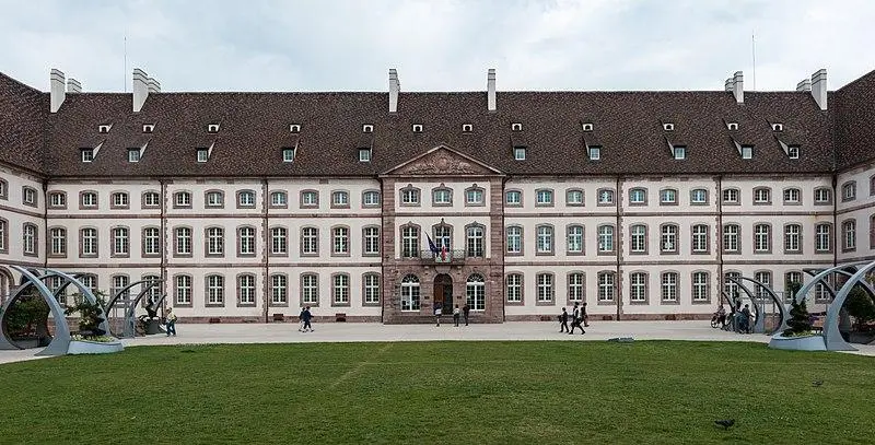 Foto von Ehemaliges Krankenhaus - Ralf Roletschek - © Creative Commons (https://creativecommons.org/licenses/by-sa/4.0/deed.fr)
