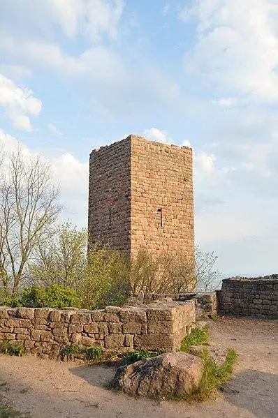 Foto von Ruinen des Châteaux von Weckmund und Wahlenburg - Russ Bowling from USA - © Creative Commons (https://creativecommons.org/licenses/by-sa/4.0/deed.fr)