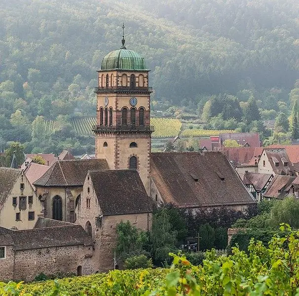 Foto di Chiesa cattolica dell'invenzione della Santa Croce - Krzysztof Golik - © Creative Commons (https://creativecommons.org/licenses/by-sa/4.0/deed.fr)