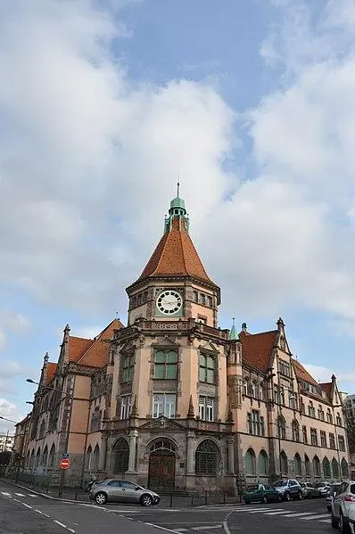Foto von Bezirksgericht - M.Strīķis - © Creative Commons (https://creativecommons.org/licenses/by-sa/4.0/deed.fr)