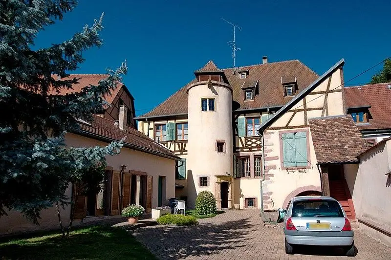 Foto di Casa - Psu973 - © Creative Commons (https://creativecommons.org/licenses/by-sa/4.0/deed.fr)