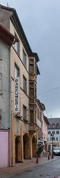 Foto de Edificio - Tournasol7 - © Creative Commons (https://creativecommons.org/licenses/by-sa/4.0/deed.fr)