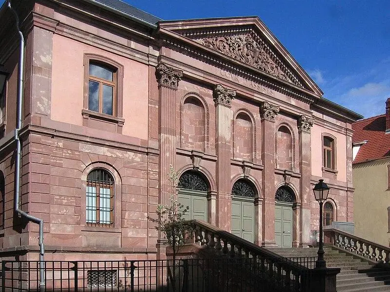Foto von Gericht agieren - Sanseiya - © Creative Commons (https://creativecommons.org/licenses/by-sa/4.0/deed.fr)
