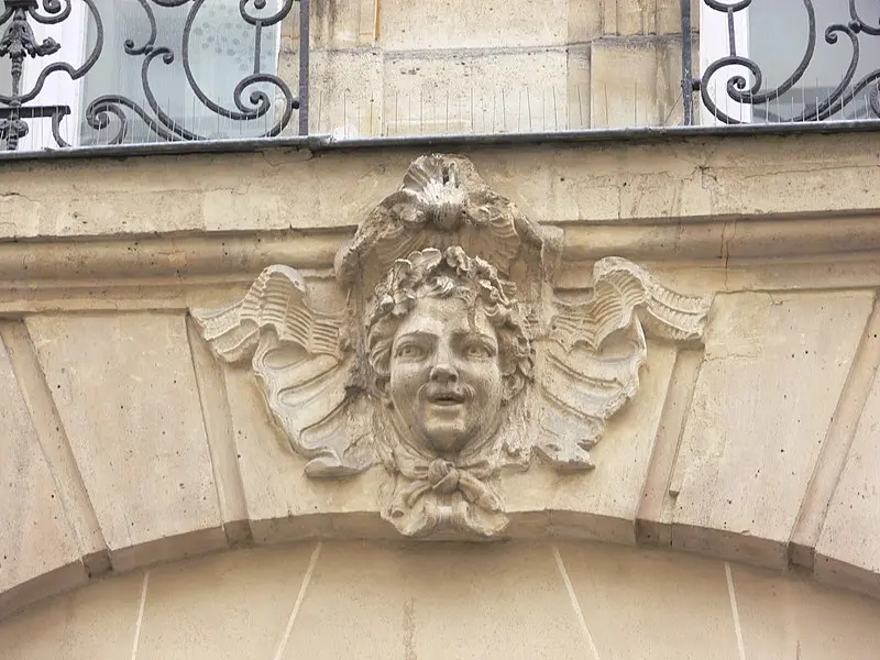 Foto di Edificio - Remi Mathis - © Creative Commons (https://creativecommons.org/licenses/by-sa/4.0/deed.fr)