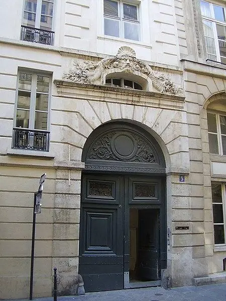 Foto von Altes Hotel - Remi Mathis - © Creative Commons (https://creativecommons.org/licenses/by-sa/4.0/deed.fr)