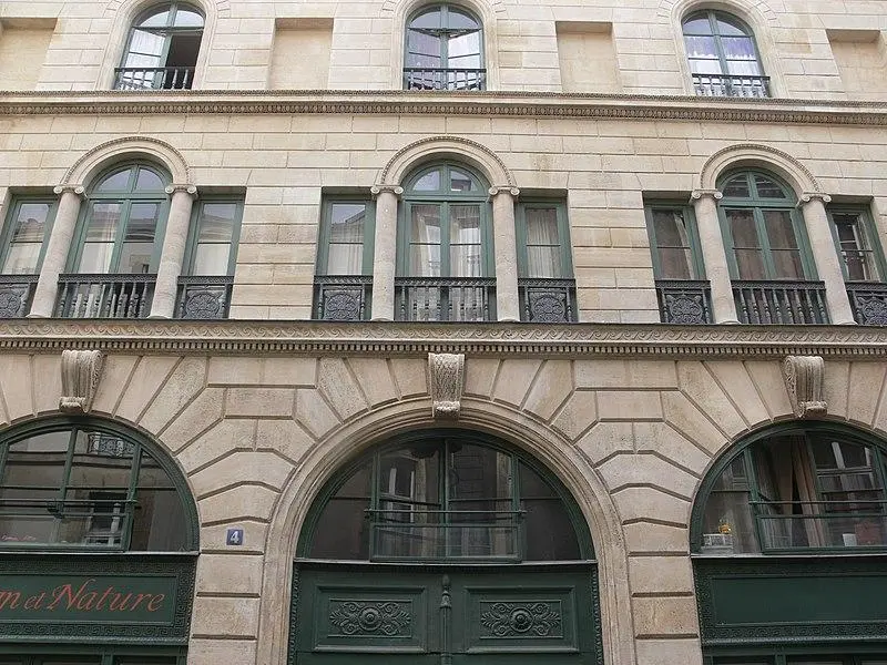 Foto di Edificio - Remi Mathis - © Creative Commons (https://creativecommons.org/licenses/by-sa/4.0/deed.fr)
