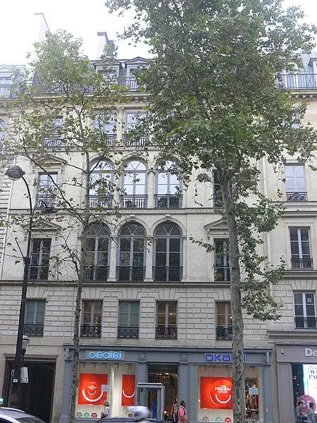 Foto von Gebäude - Remi Mathis - © Creative Commons (https://creativecommons.org/licenses/by-sa/4.0/deed.fr)