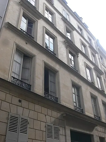 Foto di Edificio - Remi Mathis - © Creative Commons (https://creativecommons.org/licenses/by-sa/4.0/deed.fr)